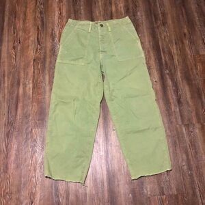 Mother Pants Women's 26 Patch Pocket Private Ankle Fray Utility in Army Green
